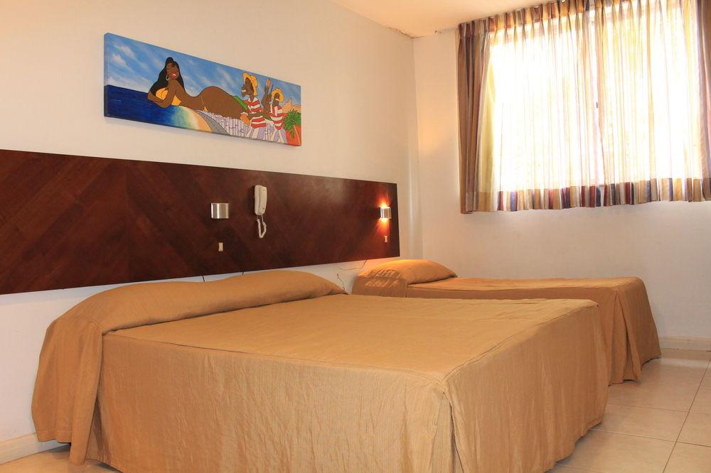 Copacabana Blue Hotel 2*